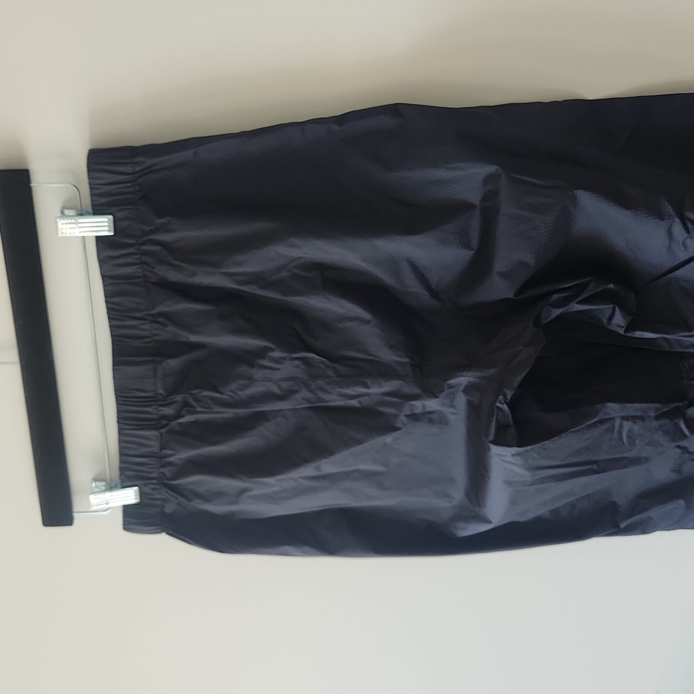 MEC Black Splash Windbeaker Pants Zipper Side Unisex Sz Men's Medium - Picture 10 of 13